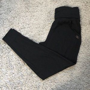 Carrie Underwood jogging pants